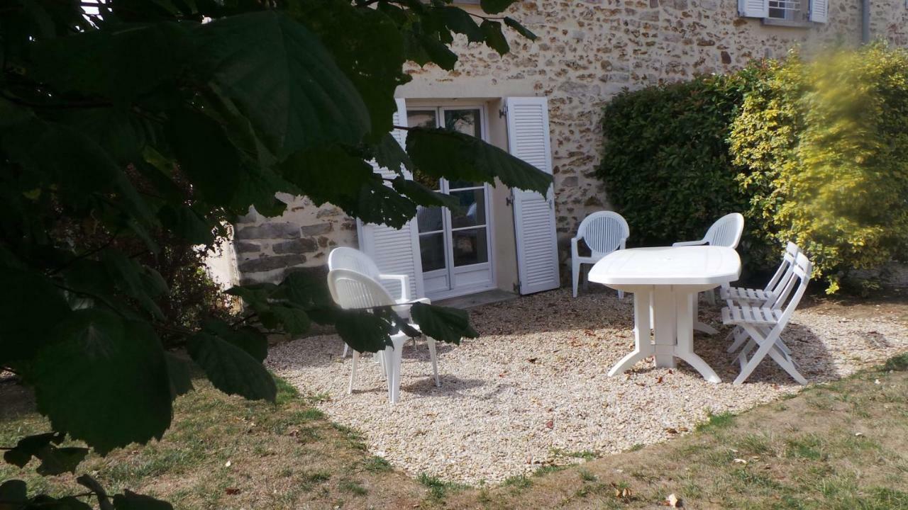 拉克鲁瓦德拉雅尔里耶度假屋 Châtres 外观 照片